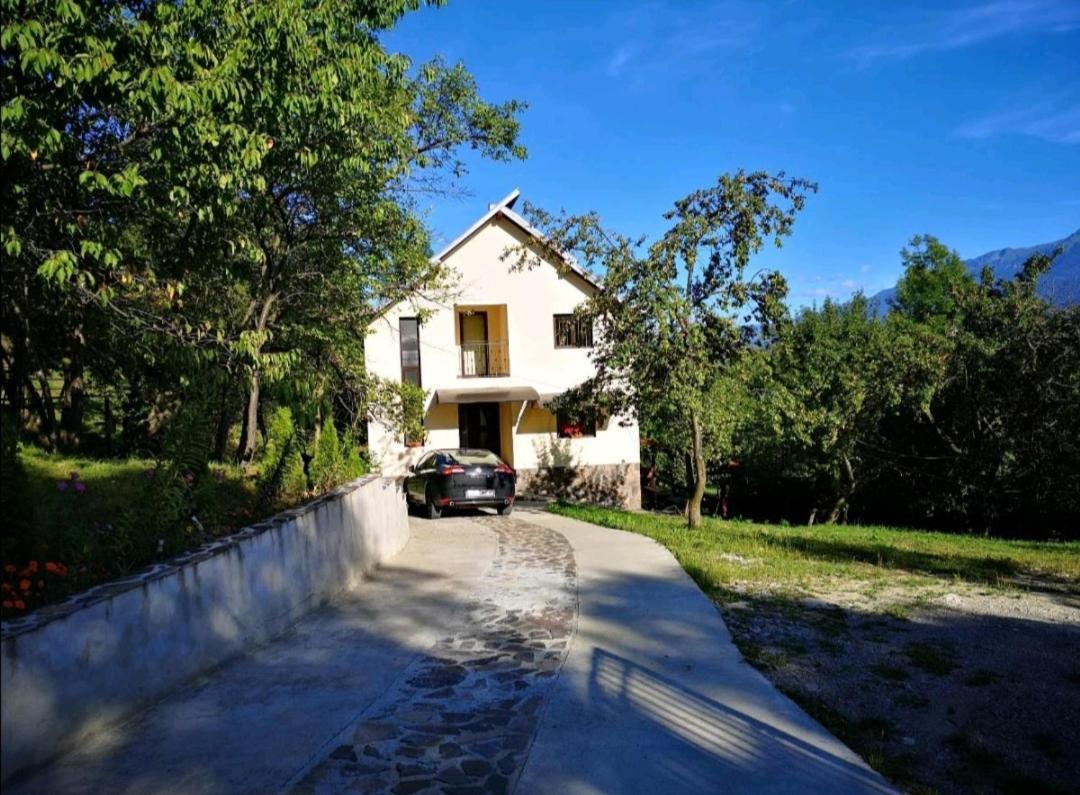 Casa Flutar Villa Moisei Exteriör bild